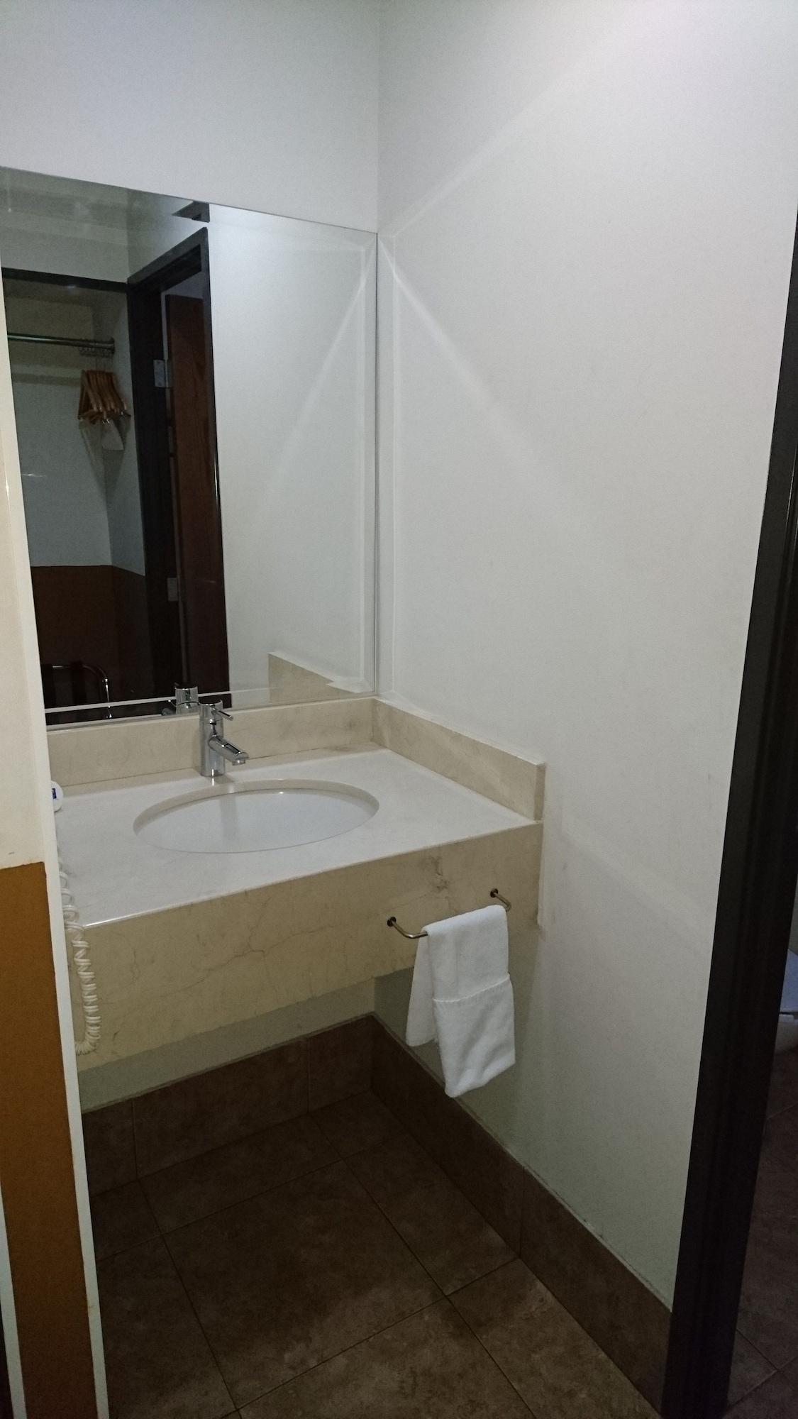 Comfort Inn Chihuahua Extérieur photo